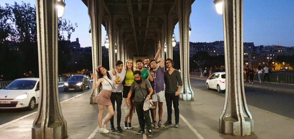 Vexxed with friends in Paris